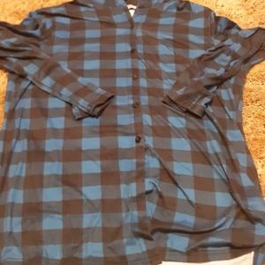 Comfy plade botton up